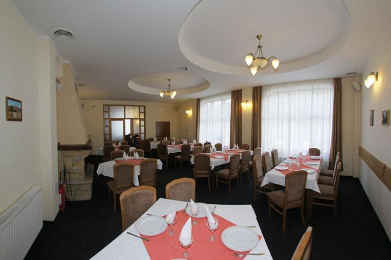 Hotel Paltinis Borsa Kültér fotó